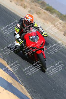 media/Apr-10-2022-SoCal Trackdays (Sun) [[f104b12566]]/Turn 7 Inside (1025am)/